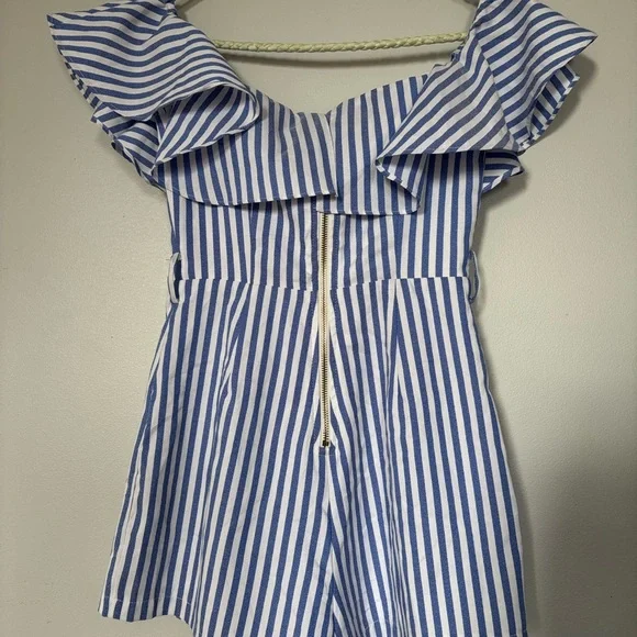 Striped Off-Shoulder Ruffle Romper - Size XS - Picture 4 of 5